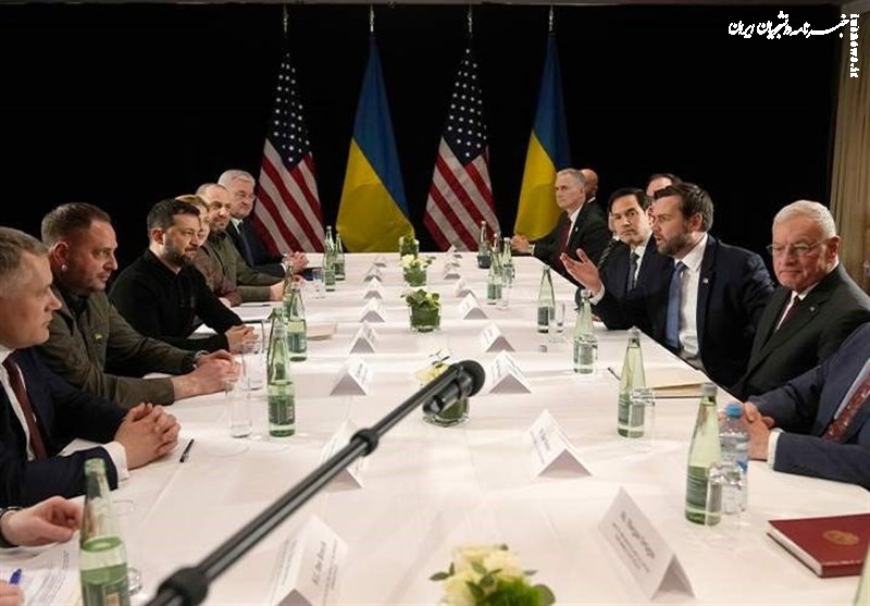 زلنسکی: بدون کمک آمریکا شانسی برای بقا نداریم 