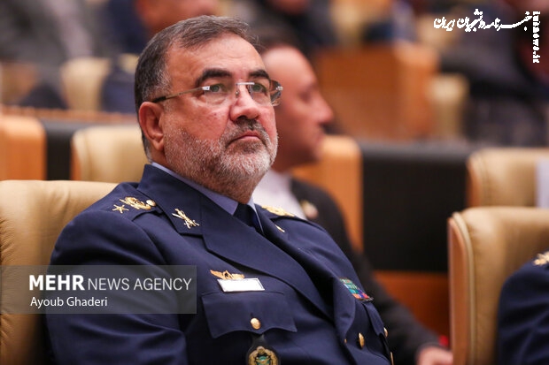 امیر واحدی: نیروی هوایی ارتش روی پای خودش ایستاده است