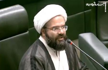 نیک‌بین: دولت یک سخنگو درباره ارز داشته باشد