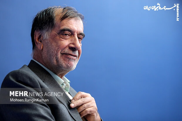 باهنر: هر شهید که بر زمین می‌افتد صدها ایثارگر برمی‌خیزد