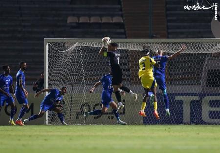حسینی بهترین بازیکن دیدار استقلال  النصر شد