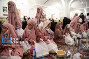 مراسم افطاری در حرم امام رضا(ع) +عکس