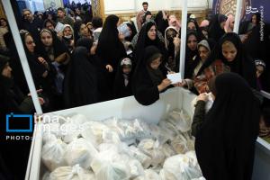 مراسم افطاری در حرم امام رضا(ع) +عکس