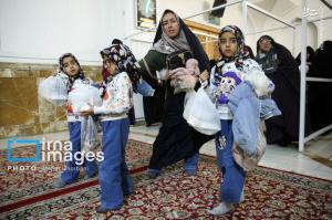 مراسم افطاری در حرم امام رضا(ع) +عکس