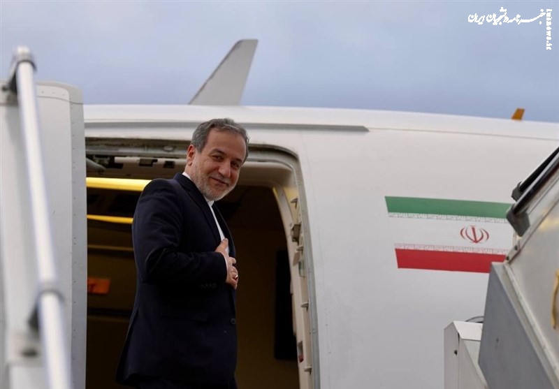  عراقچی و هیات دیپلماتیک ایرانی راهی عمان شد 