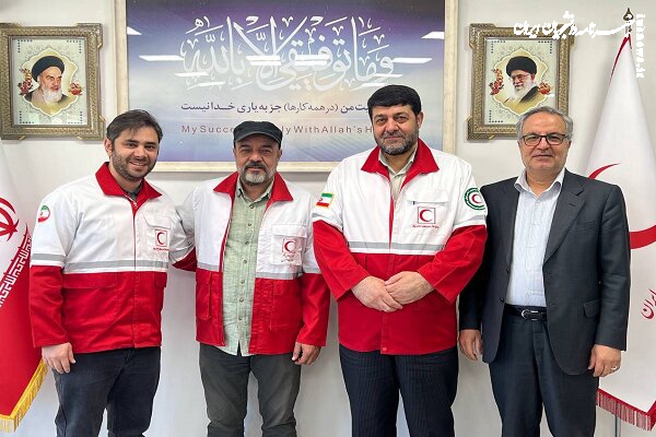سعید آقاخانی عضو داوطلب هلال‌احمر شد