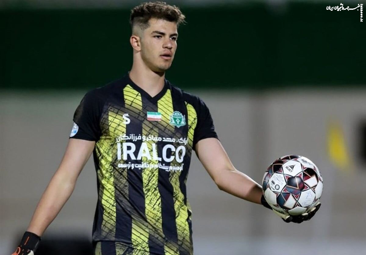 خلیفه: حسینی امسال بهترین گلر ایران بود