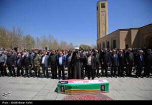 مراسم تشییع پیکر اکبر اعتماد پدر فناوری هسته‌ای ایران +عکس