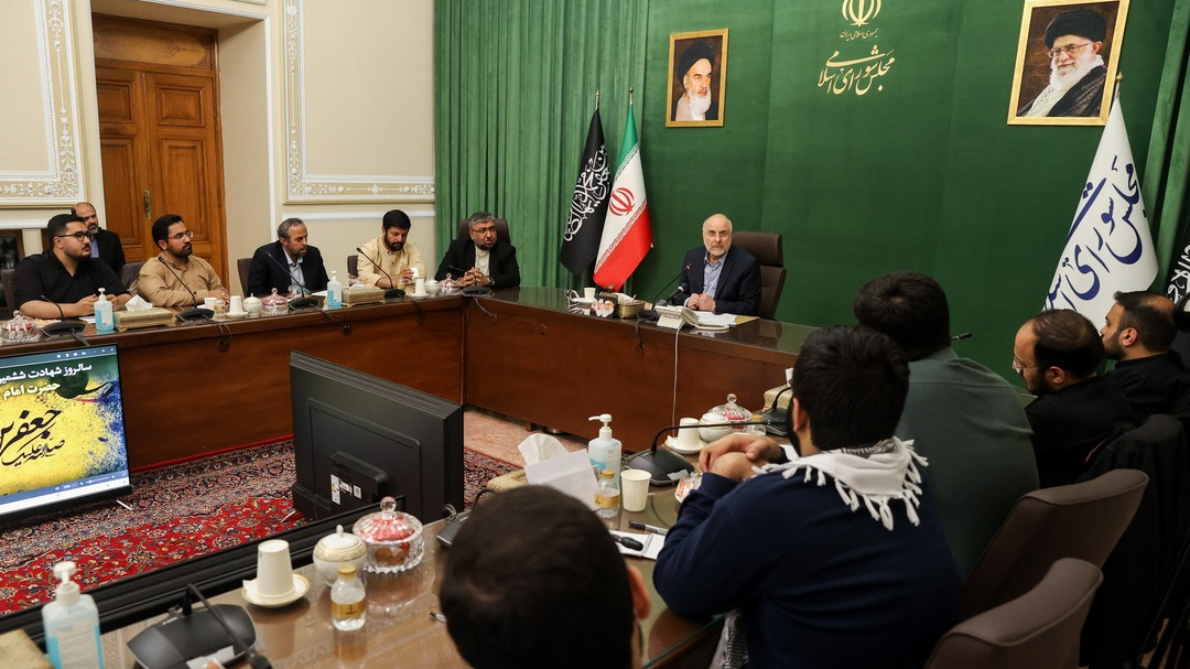  گزارش تصویری/ دیدار جمعی از اعضای بسیج دانشجویی با قالیباف 