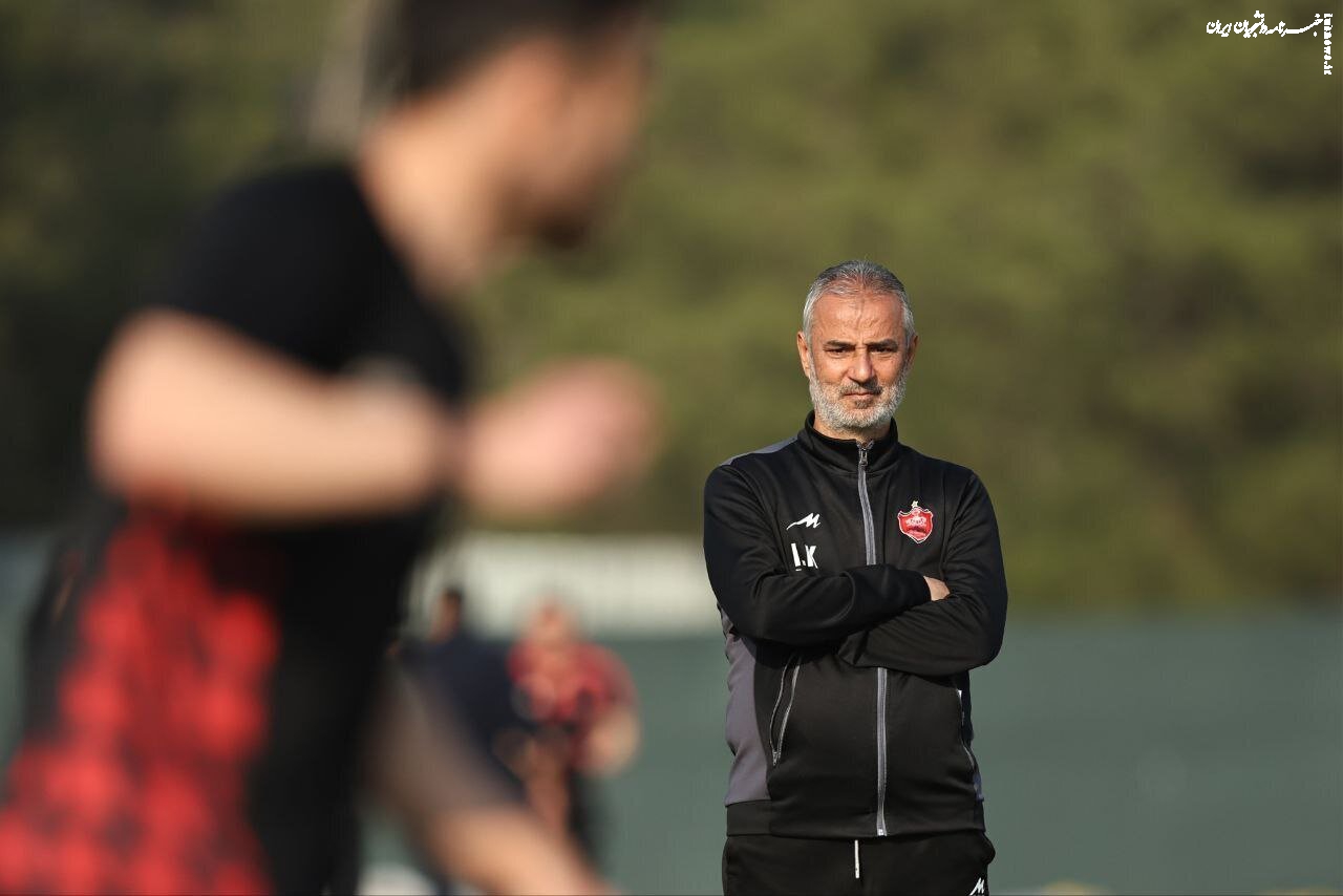 سرمربی پرسپولیس مچ مورینیو را خواباند