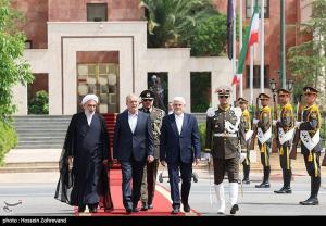 بدرقه رئیس‌جمهور در سفر به کشور آذربایجان