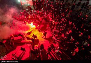 سوگواری ساکنین کیش برای جان‌باختگان حادثه بندر عباس +عکس