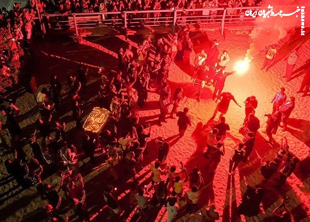 سوگواری ساکنین کیش برای جان‌باختگان حادثه بندر عباس +عکس