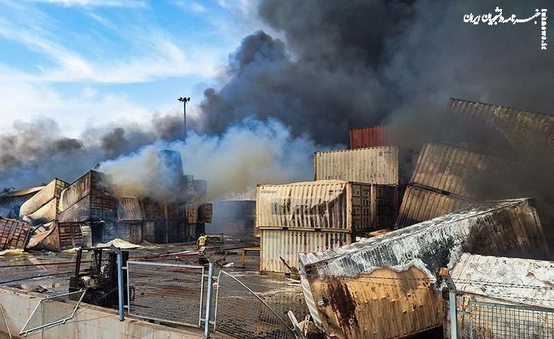  آتش‌سوزی در ۱۵ هکتار از اراضی ۲۴۰۰ هکتاری بندر شهید رجایی 