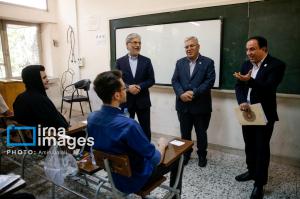 نوبت اول کنکور سراسری ۱۴۰۴ تهران +عکس