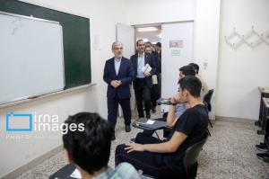 نوبت اول کنکور سراسری ۱۴۰۴ تهران +عکس