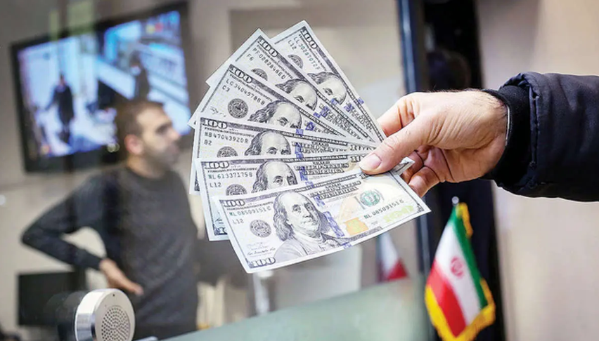 پول ملی در آتش/ دلایل سقوط ارزش ریال چیست؟ 