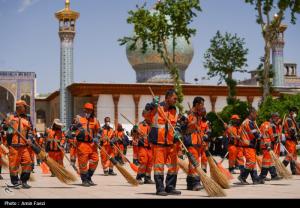 جاروزنی صحن حرم شاهچراغ (ع)+عکس