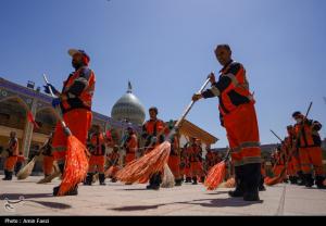 جاروزنی صحن حرم شاهچراغ (ع)+عکس