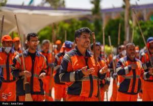 جاروزنی صحن حرم شاهچراغ (ع)+عکس