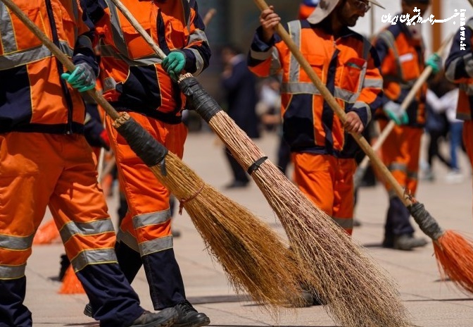 جاروزنی صحن حرم شاهچراغ (ع)+عکس