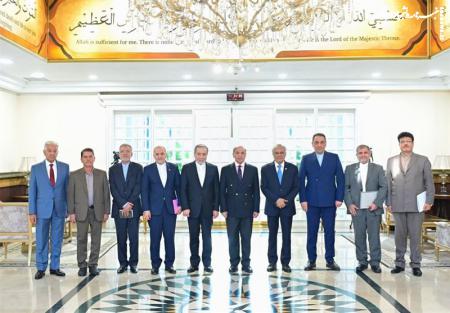 دیدار عراقچی با نخست وزیر پاکستان