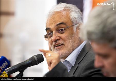 طهرانچی: اساتید نباید در محیط دانشگاه خود را به تغافل زنند