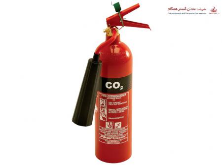 کپسول آتش‌نشانی CO۲ چه مزایایی نسبت به سایر انواع دارد؟