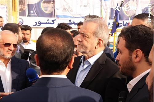  بازدید رییس جمهور از طرح جامع فاضلاب اهواز 