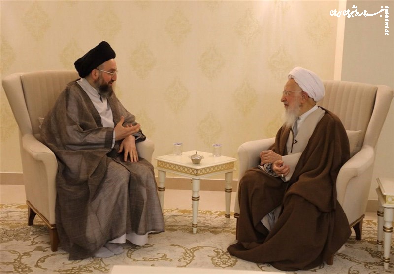 دیدار حکیم و آیت الله جوادی آملی