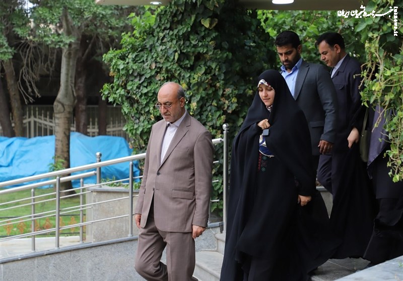 انتصاب ۲۰۰ مدیر‌ زن در دولت چهاردهم