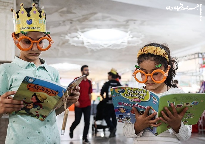 هفتمین روز نمایشگاه بین المللی کتاب تهران +عکس