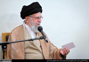 دیدار رهبر معظم انقلاب اسلامی با اعضای ستاد برگزاری کنگره ملی شهدای امدادگر +عکس