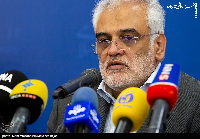 جذب ۳۰۰ هزار دانشجوی غیرایرانی طی ۵ سال در دانشگاه آزاد