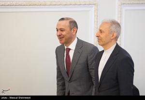 دیدارهای عراقچی با  دبیر شورای عالی امنیت ملی ارمنستان و وزیر امور خارجه تاجیکستان