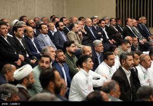 دیدار جمعی از معلمان با رهبر معظم انقلاب +عکس