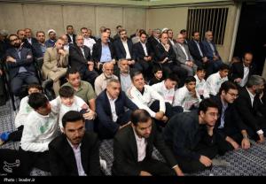 دیدار جمعی از معلمان با رهبر معظم انقلاب +عکس