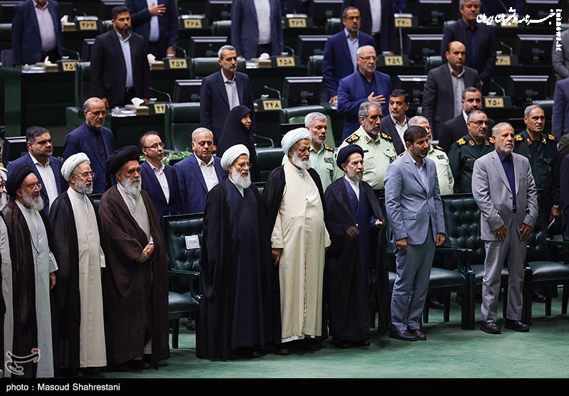 اولین مراسم بزرگداشت شهید رئیسی در مجلس با حضور سران قوا