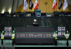 مراسم بزرگداشت شهدای خدمت در مجلس شورای اسلامی +عکس