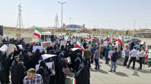 دانشجویان؛ برای غنی سازی هسته‌ای اجازه نمی‌گیریم!