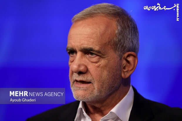 دانشگاه اگر وارد میدان شود، بسیاری از بحران‌ها قابل حل است