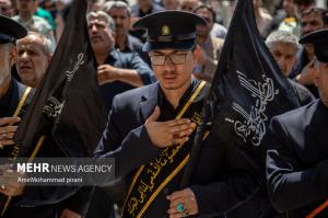 دسته عزاداری خادمان بانوی کرامت در روز شهادت جوادالائمه +عکس