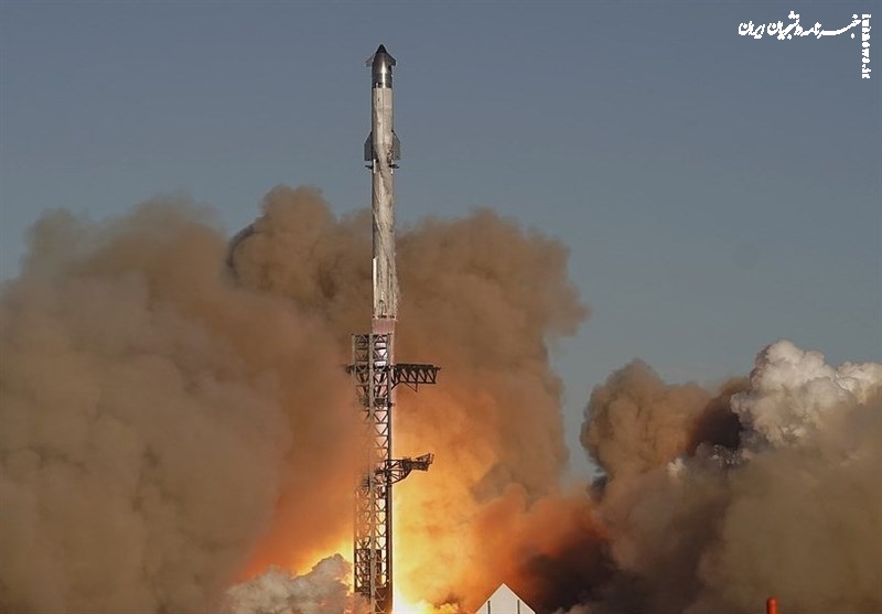  فضاپیمای ایلان ماسک بار دیگر در اقیانوس هند متلاشی شد 