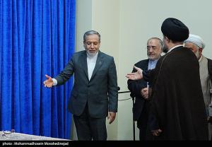 تجدید میثاق کارکنان وزارت امور خارجه با آرمان‌های امام خمینی (ره) +عکس