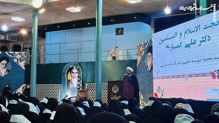 آیین تجدید میثاق بانوان با امام راحل در جماران همراه با رونمایی از «دختران روح‌الله»