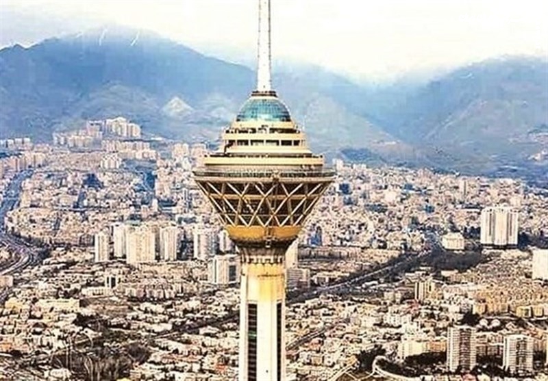 برج میلاد ۱۴ و ۱۵ خرداد میزبان گردشگران است