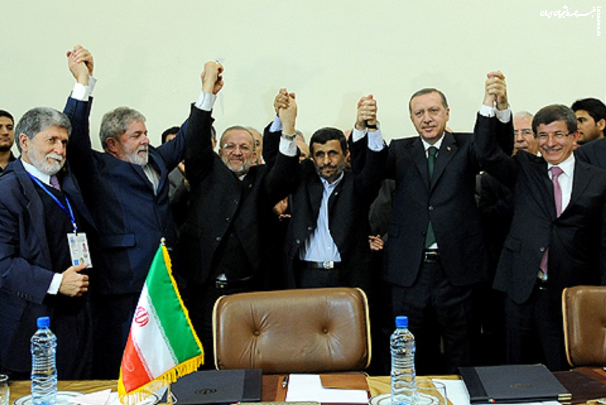 تجربه دهه ۸۰ ایران درباره معامله با غرب/ چالش‌های تأمین سوخت ۲۰ درصد برای رآکتور تحقیقاتی تهران؛ از مذاکرات بین‌المللی تا خودکفایی!