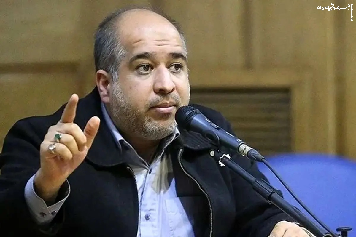 خضریان: مافیای فاسد، آینده فوتبال ایران را تهدید می‌کنند/ فدراسیون اعلام کند چه برنامه‌ای برای دلال‌ها دارد