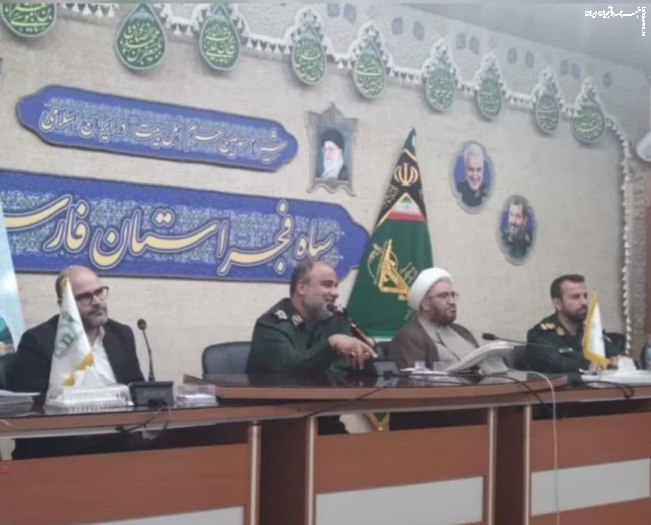  از جشن های محله ای تا مهمانی کیلومتری در دهه ولایت و امامت در فارس