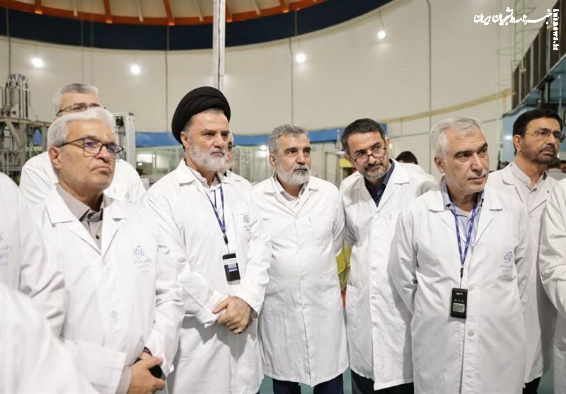 بازدید اعضای کمیسیون امنیت ملی مجلس از راکتور تحقیقاتی تهران